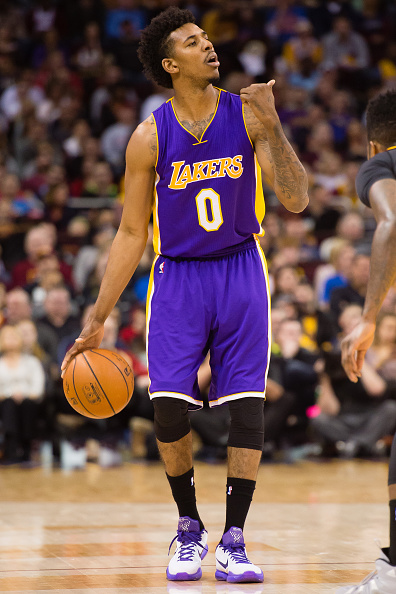 角球与前场 角球与前场